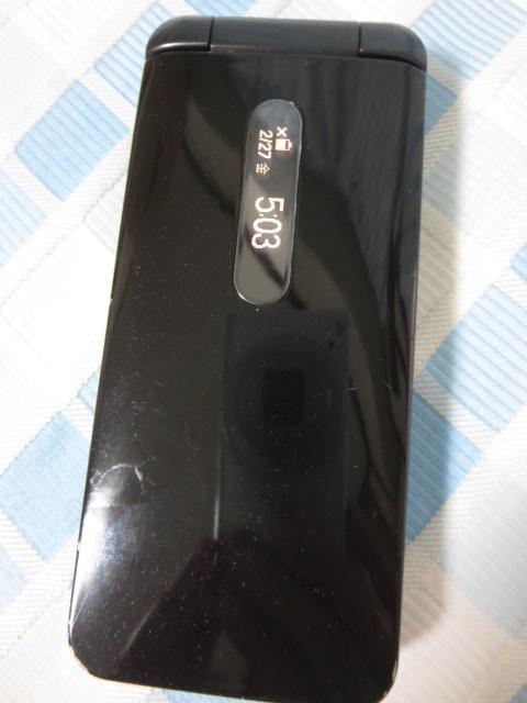 au ���Z�� GRATINA 4G KYF31 �u���b�N �J�����������f�� �̎ʐ^4