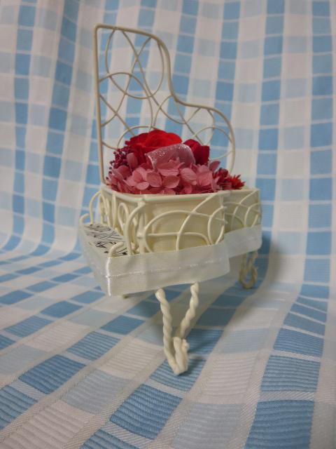 �s�A�m�ɍڂ����Ԃ����o�� �v���U�[�u�h�t�����[ �̎ʐ^2