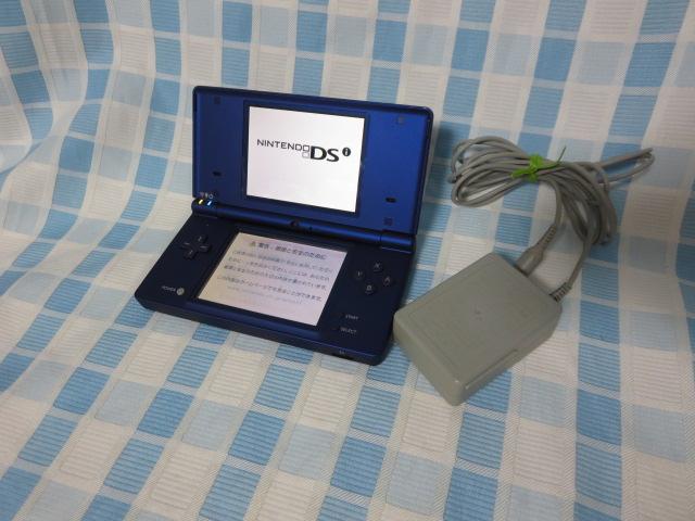 �j���e���h�[DSi ���^���b�N�u���[ TWL-001 AC�A�_�v�^�t �̎ʐ^1