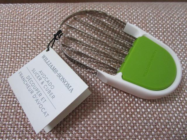 �E�B���A���Y�\�m�} WILLIAMS-SONOMA �A�{�J�h�X���C�T�[ AVOCADO SLICER & CUBER �̎ʐ^1