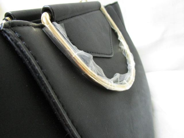 未使用タグ付き OFUON オフオン 2WAY ショルダー/ハンドバッグ 黒 合皮 の写真8