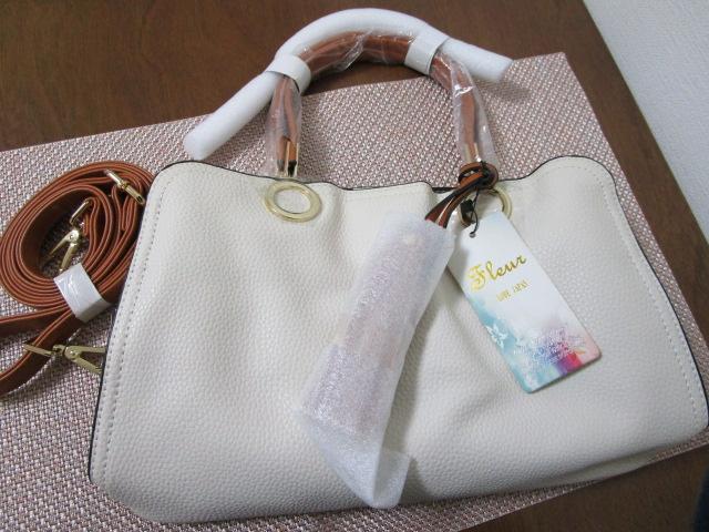 ���g�p ���^�O�t�� �t���[���_�� Fleur KOBE JAPAN 2WAY�n���h�o�b�O 3�� �I�t�z���C�g �^�b�Z���̃`���[���t�� �̎ʐ^1