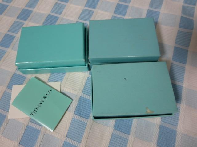 TIFFANY&Co. �e�B�t�@�j�[ �󂫔�3�Z�b�g 8�~5.5�~2..7cm �̎ʐ^3