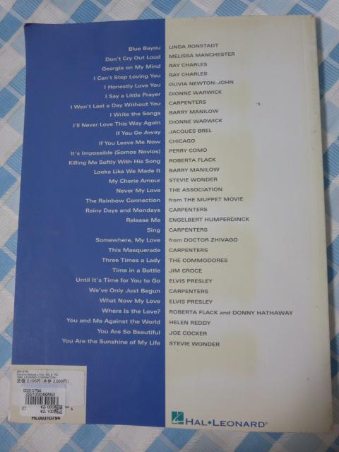 pŃsAmy EASY PIANO Favorite Ballads of the '60s And '70s HAL LEONARD ̎ʐ^2