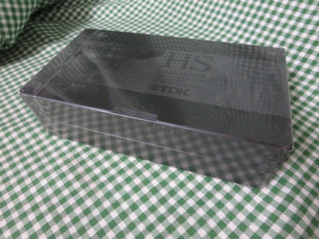 TDK VHSrfIJZbge[v HS 120 2pbN ̎ʐ^1