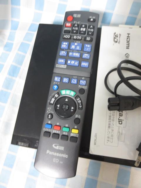 Panasonicパナソニック DIGA HDD/BDレコーダー DMR-BRT300 リモコン付 2011年製 ジャンク の写真3