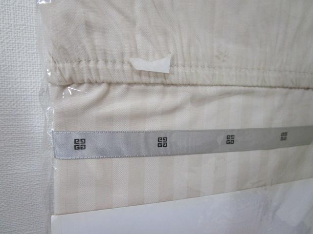 GIVENCHY �W�o���V�B �{�b�N�X�V�[�cD �_�u�� �x�[�W�� �X�g���C�v ��100% ���{�� ��8648854-1 �̎ʐ^2