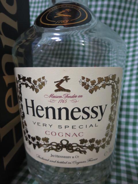 󂫃rƔ̂ HennessywlV[ VERY SPECIAL COGNAC 700ml 40% ̎ʐ^3