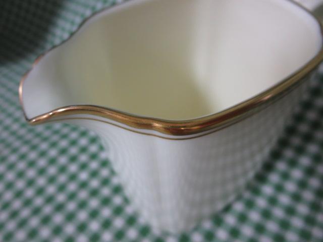 m^PNittoroyal BONE CHINA ~Nsb`[ ̎ʐ^3