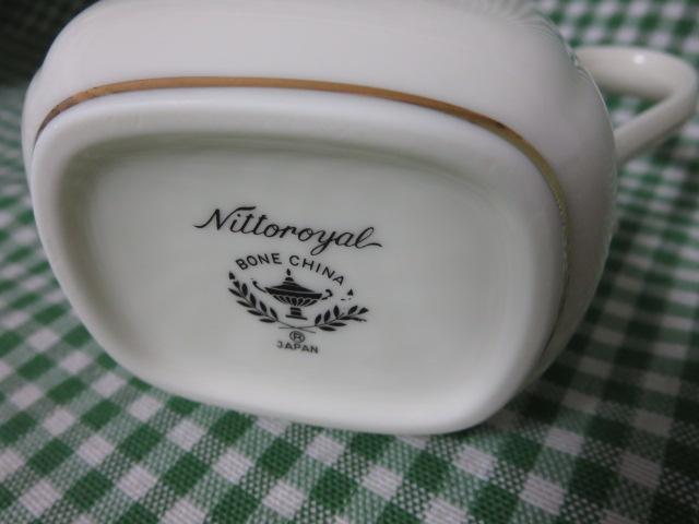 m^PNittoroyal BONE CHINA ~Nsb`[ ̎ʐ^6