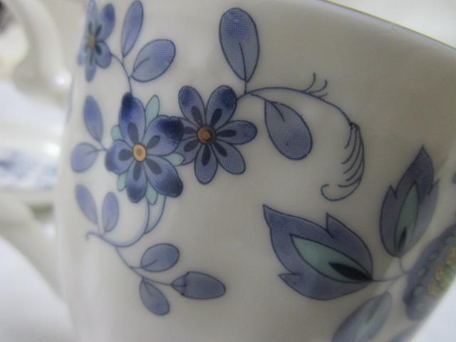 TS95-3 BLUE FLOL BONE CHINA yA[}OJbv Mt Nakatho japan  ̎ʐ^10