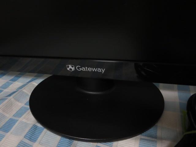Gateway 23.0C`ChtfBXvC FHX2303L/TFT/1920x1080/VGA,DVI,HDMI ̎ʐ^3