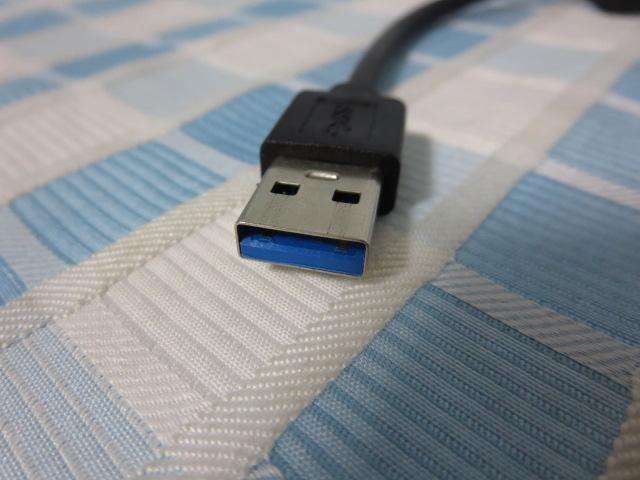 BUFFALO �o�b�t�@���[ GIGA�Ή� �L��LAN�A�_�v�^�[ USB3.0 LUA4-U3-AGTE-NBK �̎ʐ^5