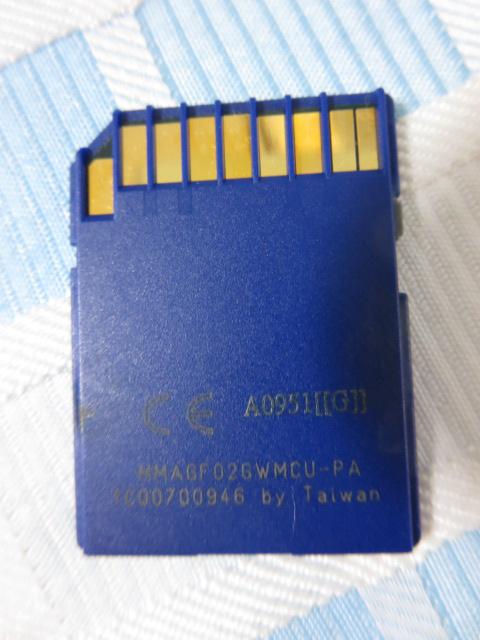BUFFALO SDJ[h 2GB Class4 ̎ʐ^2