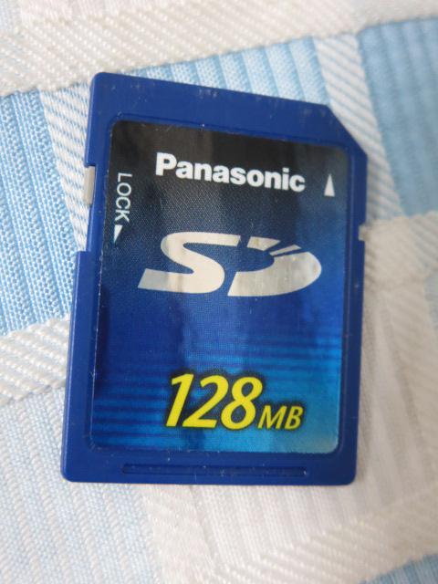 Panasonic SDJ[h 128MB ̎ʐ^1
