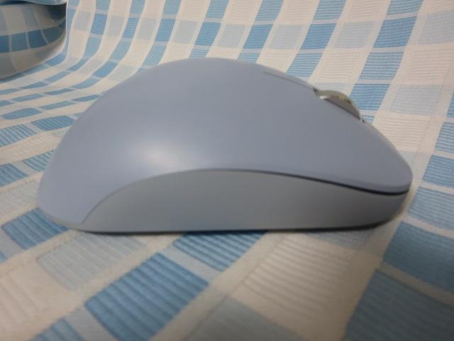 Microsoft�}�C�N���\�t�g Bluetooth Ergonomic Mouse Model 1955 �p�X�e���u���[ �̎ʐ^3